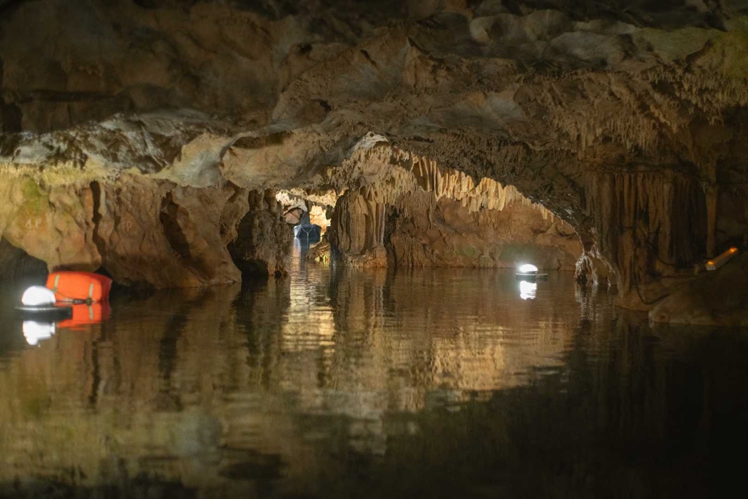 Σπήλαιο Διρού: Εκεί που τα παιδιά γίνονται εξερευνητές ενός άλλου κόσμου 1
