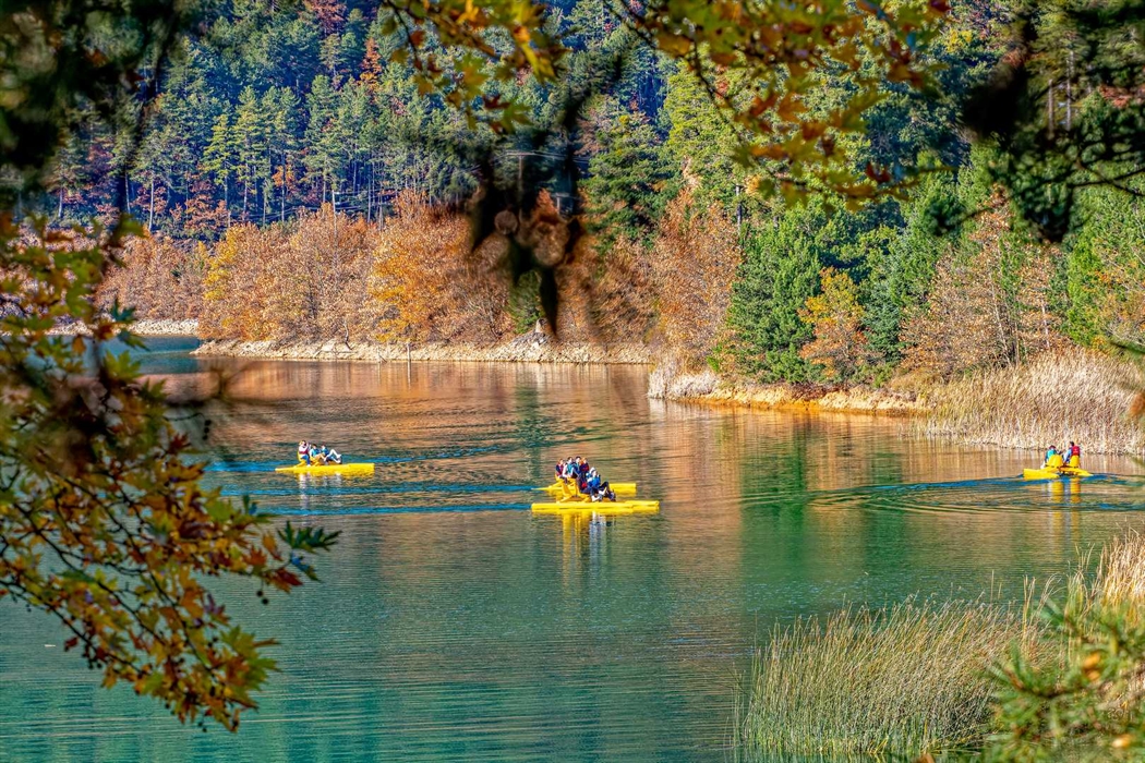 Lac Glory : Circuit de rêve, possibilité de... plonger dans les montagnes de Corinthe 3