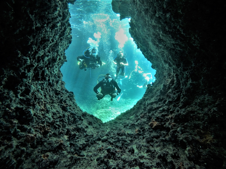 Buceo - snorkeling en la isla Proti 3