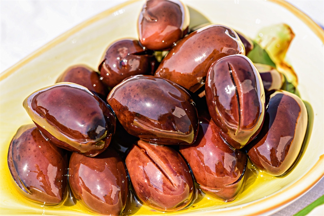 Kalamata PDO olives and olive oil 7